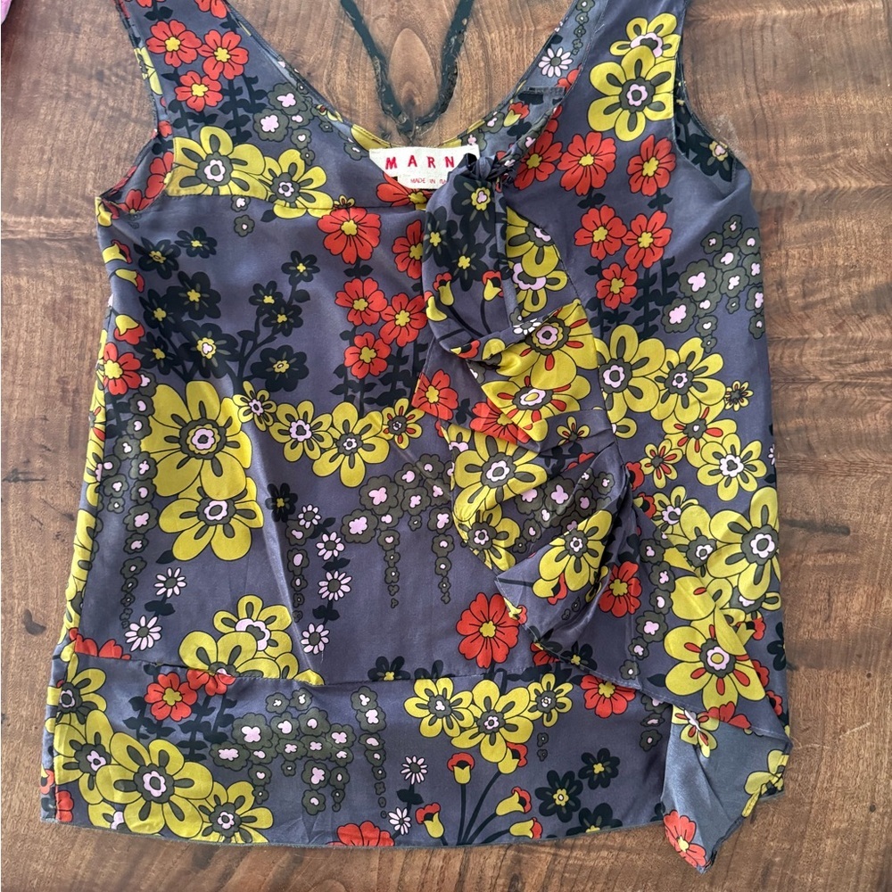 Authentic Marni 100% Silk Vibrant retro Floral Cascading Ruffle Floral Shell Top - Picture 8 of 13